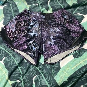 Lululemon Floral shorts 2 Tall